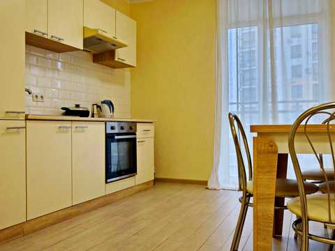 квартира за адресою Анатолія Петрицького вул., 19