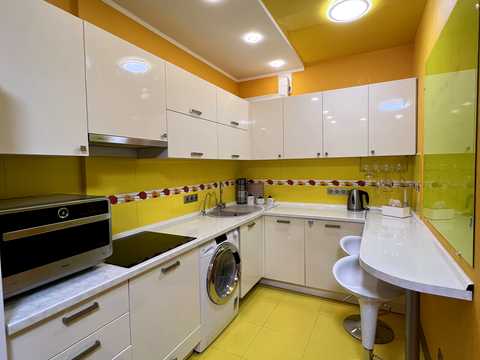 квартира за адресою Регенераторна вул., 4 к13