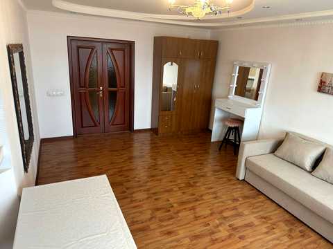 квартира за адресою Михайла Котельникова вул., 1