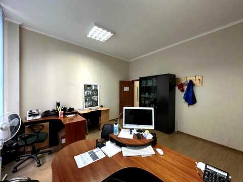 комерційна за адресою Федора Ернста вул., 16-В