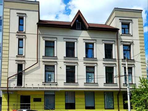 комерційна за адресою Виконкомівська, 12