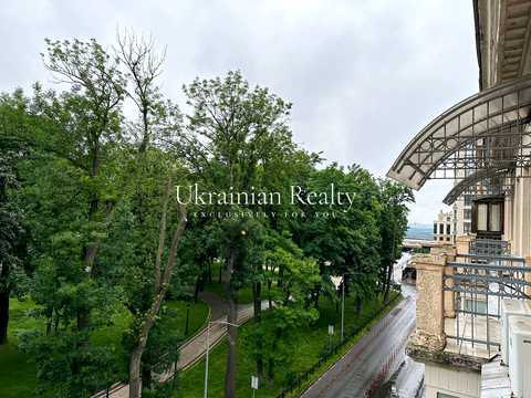 квартира за адресою Михайла Грушевського вул., 9