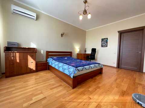 квартира по адресу Юрія Кондратюка ул., 7