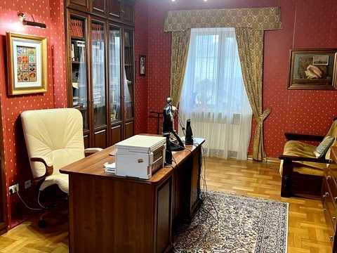 будинок за адресою Новоберегова вул.