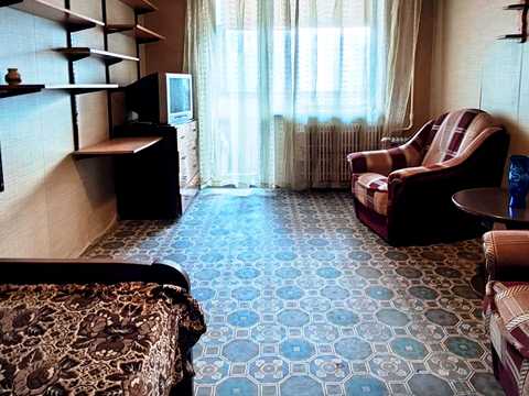 квартира за адресою Яни Червоної вул., 3