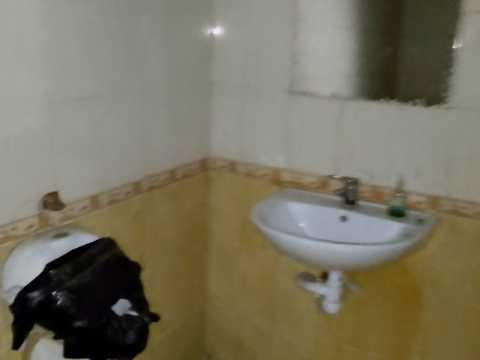 комерційна за адресою Центральна, 1