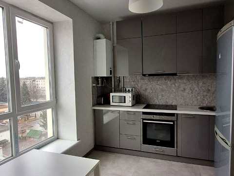 квартира за адресою Чорновола вул., 155