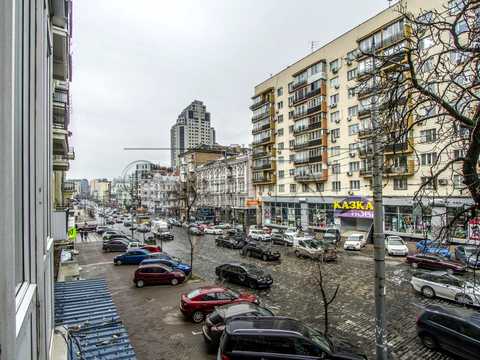 коммерческая по адресу Большая Васильковская ул. (Красноармейская), 47