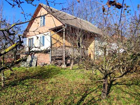 дом по адресу Хмельницкий, Набережна ул., 46