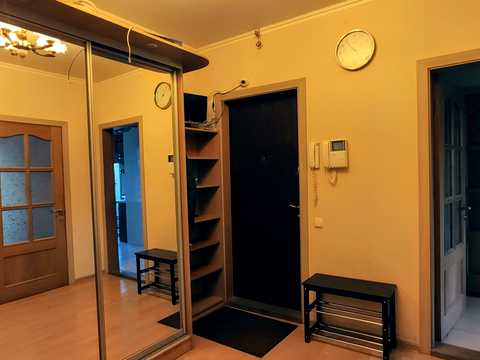 квартира за адресою Анни Ахматової вул., 16А