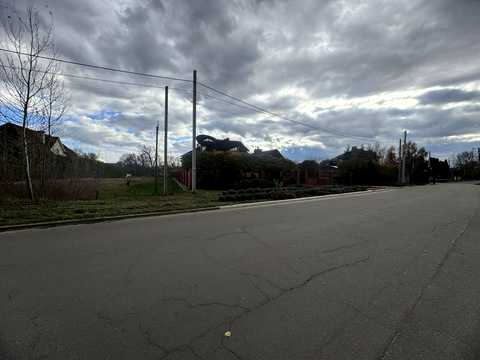 ділянка за адресою Кар'єрна вул.