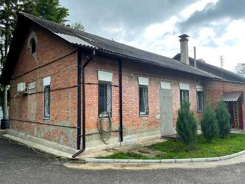 коммерческая по адресу Нарвская ул., 19