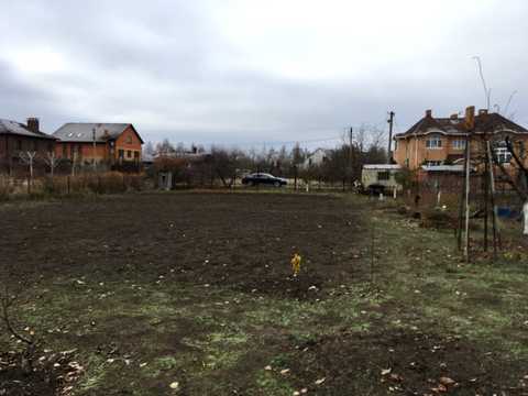 участок по адресу Майська