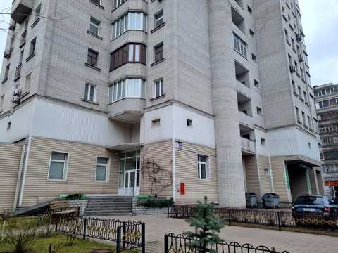 коммерческая по адресу Михаила Брайчевского ул. (Металістів), 11-А