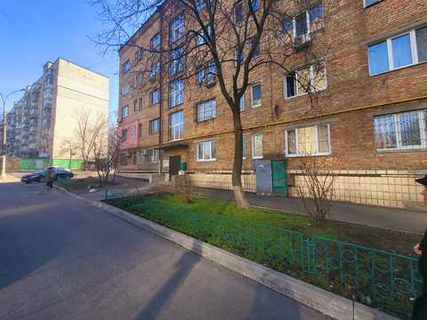 квартира за адресою Київ, Стратегічне шосе (Науки), 17/15