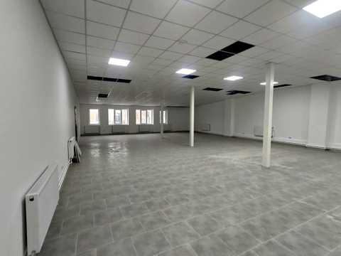 комерційна за адресою Героїв УПА вул., 29