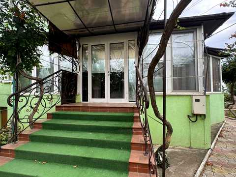 дом по адресу Південна