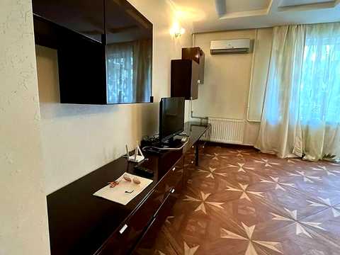 квартира по адресу Жилянская ул., 76