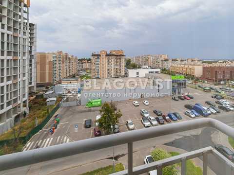 квартира за адресою Метрологічна вул., 15-А
