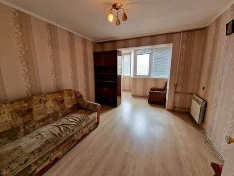 квартира за адресою Володимира Висоцького бульв., 6
