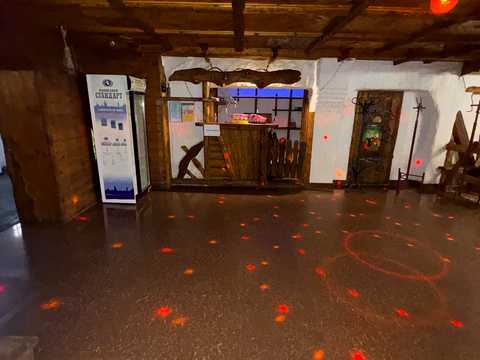 комерційна за адресою Пасічна вул., 43а