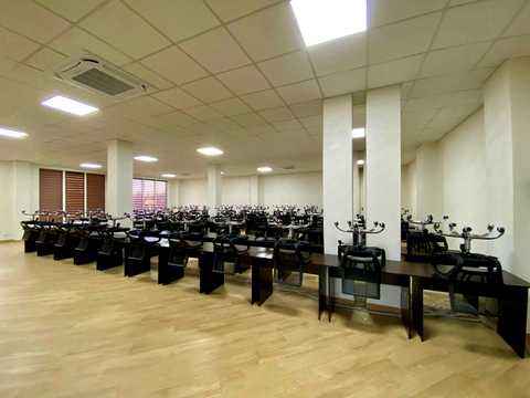 коммерческая по адресу Проскурівського підпілля ул., 199