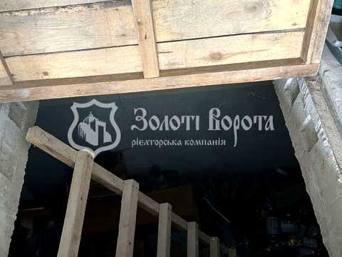 паркомісце за адресою Мрії вул. (Академіка Туполєва), 1-А