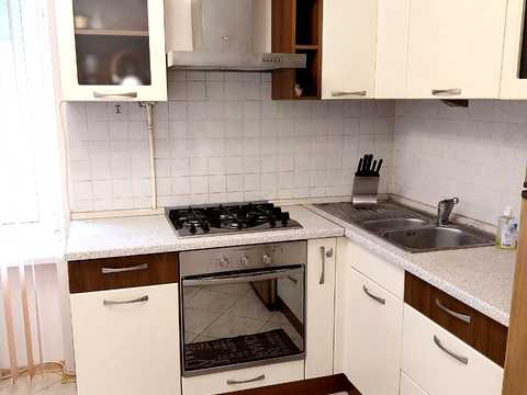 квартира за адресою Євгена Чикаленка вул., 68а