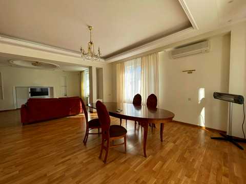 квартира по адресу Дмитриевская ул., 17-А