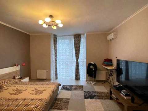 квартира за адресою Драгоманова вул., 2-Б