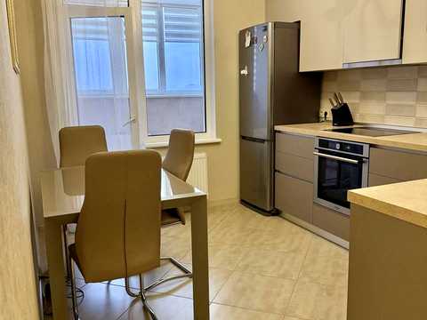 квартира за адресою Небесної Сотні просп. (Маршала Жукова), 7