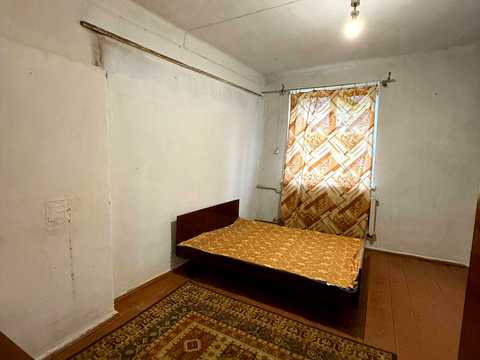 будинок за адресою с. Мости, Гаївки, 6