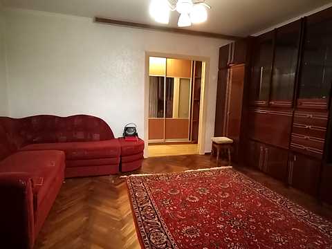 квартира за адресою Незалежності бульв. (50 років Жовтня), 12