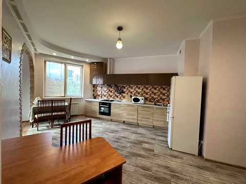 квартира за адресою Чорногірська вул., 14