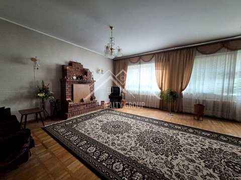 дом по адресу Родини Харченків, 70