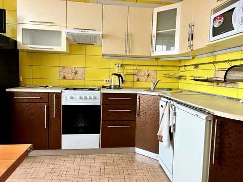 квартира по адресу Александра Бедного ул., 1