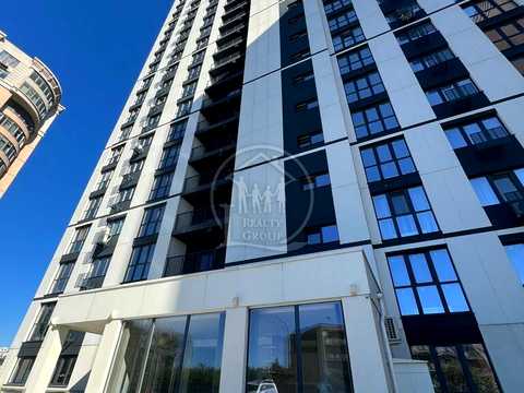 квартира за адресою Літературна вул., 10-Б