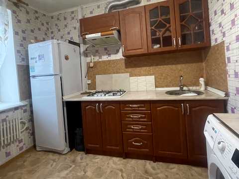 квартира по адресу Гвардейцев-Широнинцев ул., 15/46