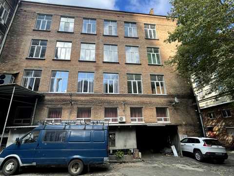 коммерческая по адресу Глубочицкая ул., 2