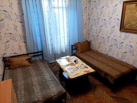 комната по адресу Адама Міцкевича ул., 10