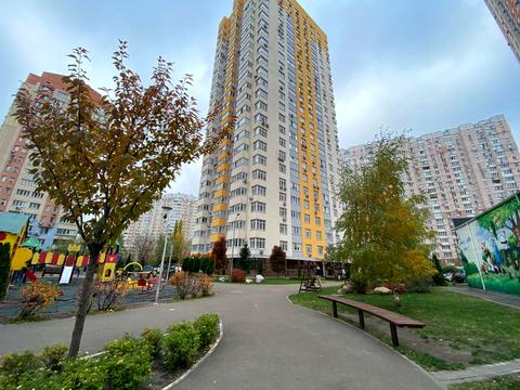 квартира по адресу Олены Пчилки ул., 3-Д