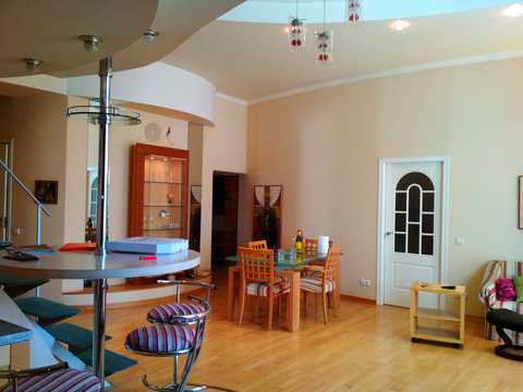 квартира за адресою Рейтарська вул., 25