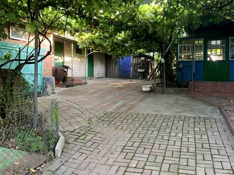 будинок за адресою Космонавтів, 5