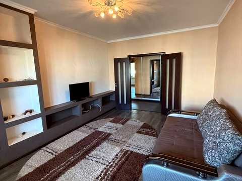 квартира по адресу Драгоманова ул., 6/1