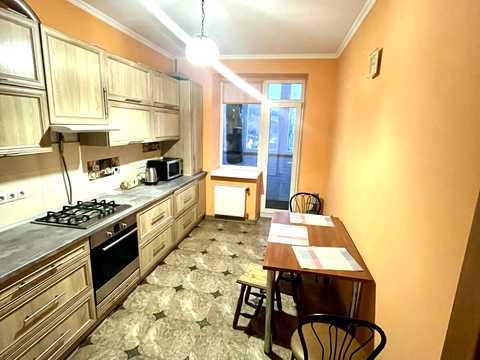 квартира за адресою Васильченка, 14