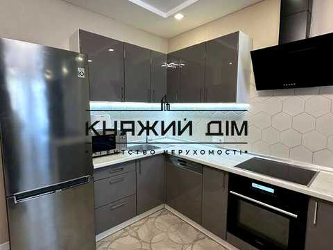 квартира за адресою Андрія Аболмасова вул. (Панельна), 7