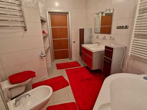 квартира по адресу Королеви Єлизавети ІІ ул. (Глинки), 2