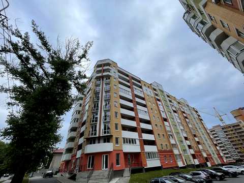 квартира за адресою Тролейбусна вул., 4-Д
