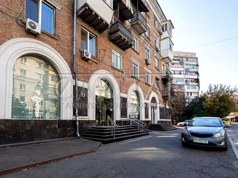 коммерческая по адресу Туровская ул., 32