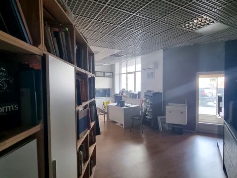 комерційна за адресою Єлизавети Чавдар вул., 1